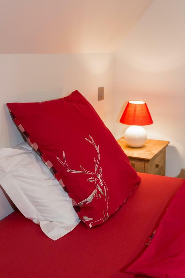 Les Chambres Chez Christine Ottrott Eksteriør billede