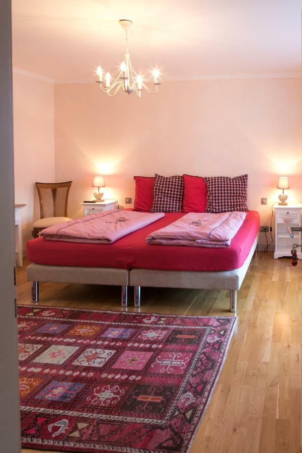 Les Chambres Chez Christine Ottrott Eksteriør billede